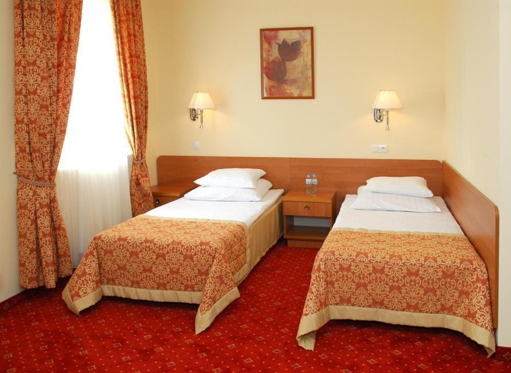 Hotel U Witaszka Czosnów Kamer foto